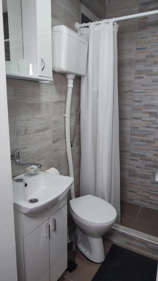 Airport Apartment Air Surčin المظهر الخارجي الصورة